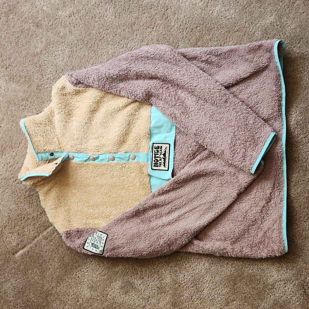 Colorblock fleece
